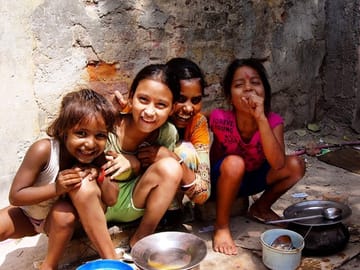 5-Hour Delhi Slum Private Tour