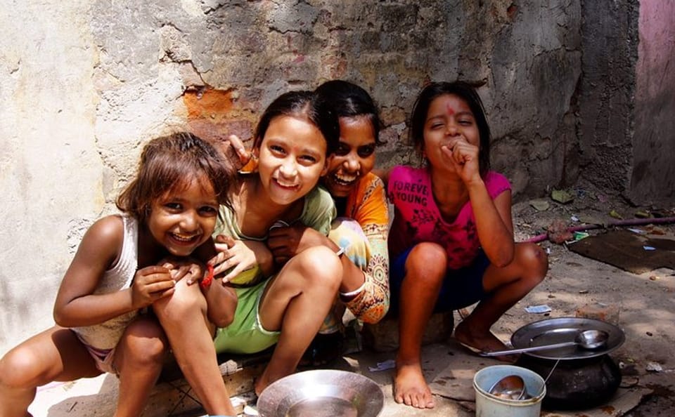 5-Hour Delhi Slum Private Tour