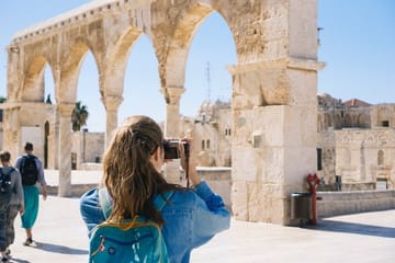 Professional Photo Shoot Tour in Historic Jerusalem