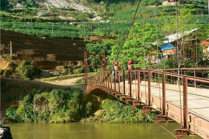 Sapa Amazing Trekking 2 Days 3 Nights from Hanoi by Train