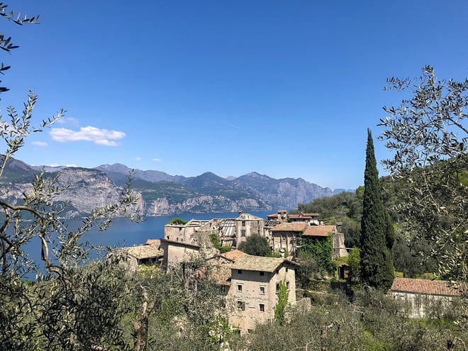 E-Bike Tour from Malcesine to Campo, the Ghost Village photo 6