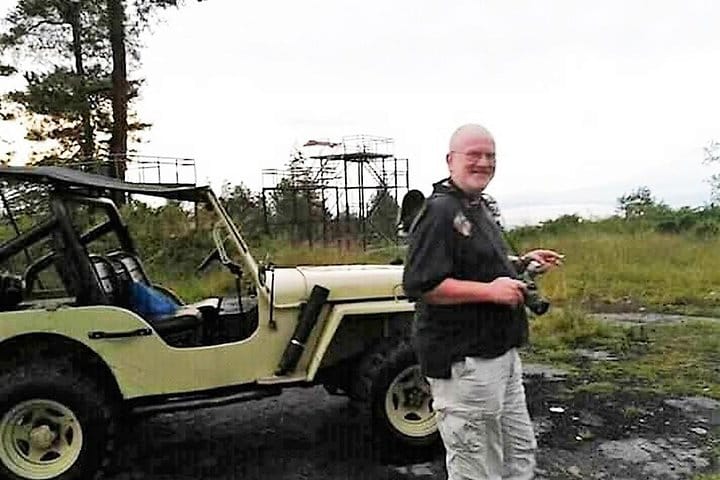 Stop by at the huge 'Lava river'