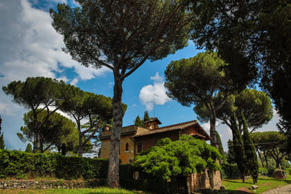 Appian way Walking tour and Catacombs of Rome
