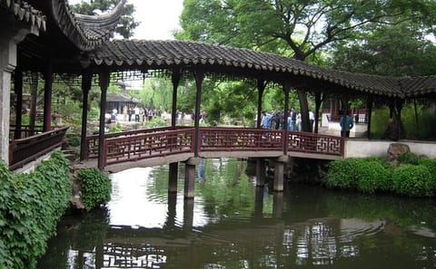 In-Depth Walking Tour of Suzhou's Humble Administrator's Garden