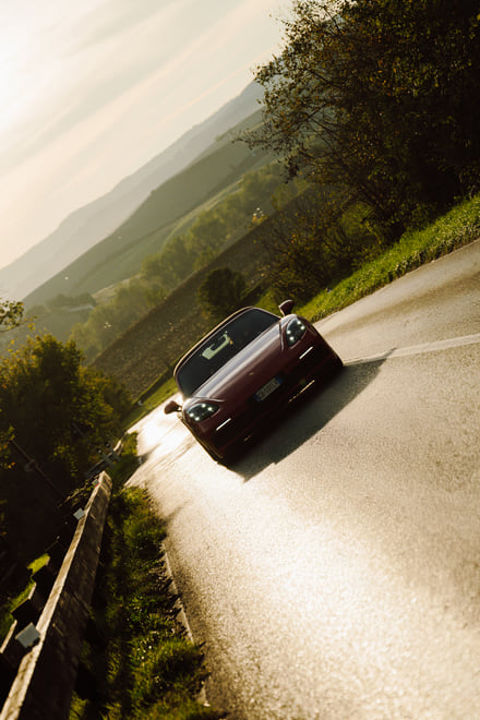 Supercar, Wine Tasting & Castello di Brolio Experience - Photo 16