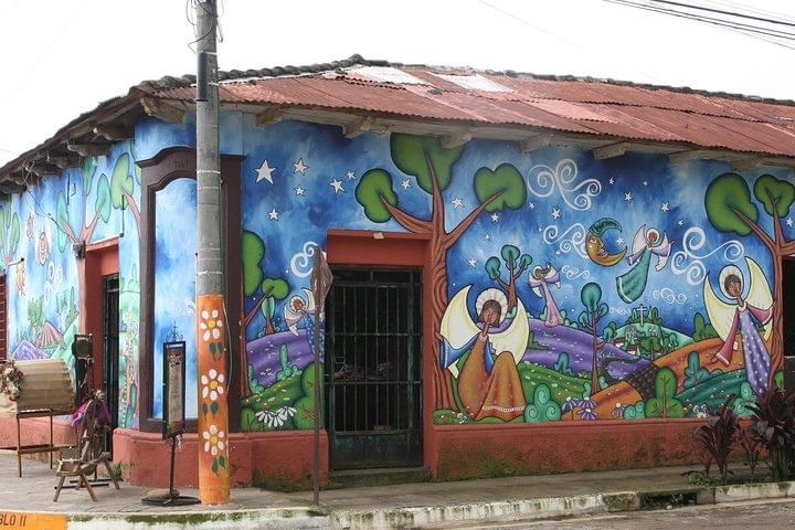 Concepción de Ataco beautiful murals