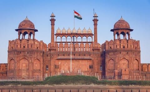 Cultural Tour of Agra and Gwalior's Historic Landmarks