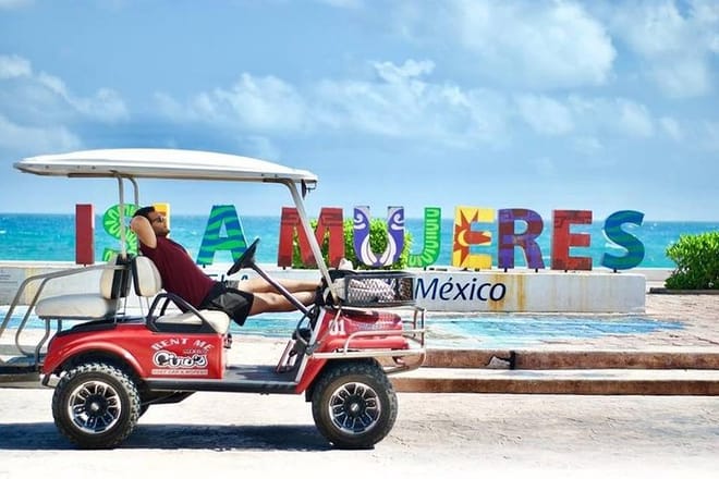 Full-Day Boat Tour to Isla Mujeres from Cancun with Lunch photo 3