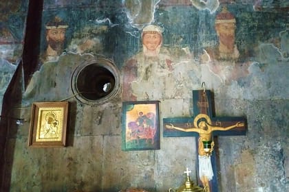 Imereti Tour: History, Caves & Scenic Wonders