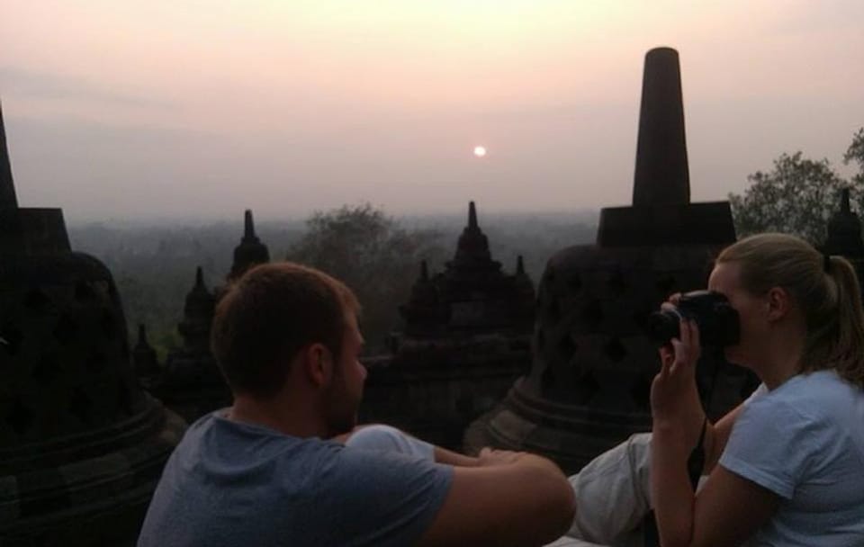 Sunrise Tour of Borobudur and Mendut Temples from Yogyakarta