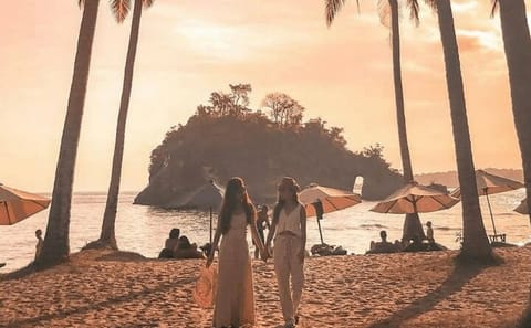 Private Day Trip to Nusa Penida with Driver from Bali