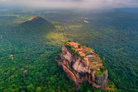 Sigiriya Rock Fortress & Wildlife Safari at Minneriya National Park