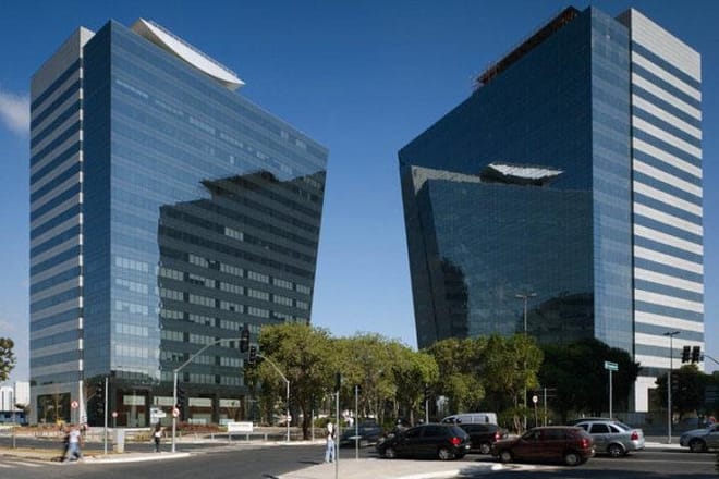 Private Sao Paulo Architecture Tour – The Most Diverse Styles, Shapes & Sizes 6