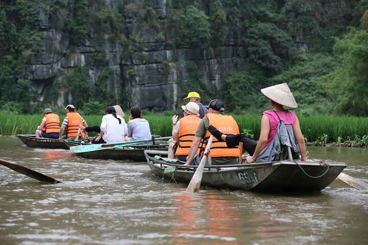 Tam Coc boat trip