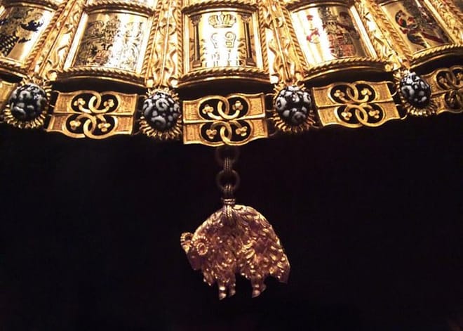 How to Pick a Crown. A Private Themed Tour of the Imperial Treasury (Kaiserliche Schatzkammer) / Tickets included 4