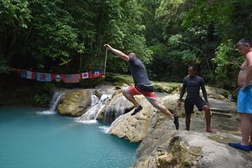 Blue Hole and Secret Falls Tour with Shopping in Montego Bay