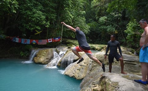 Blue Hole and Secret Falls Tour with Shopping in Montego Bay