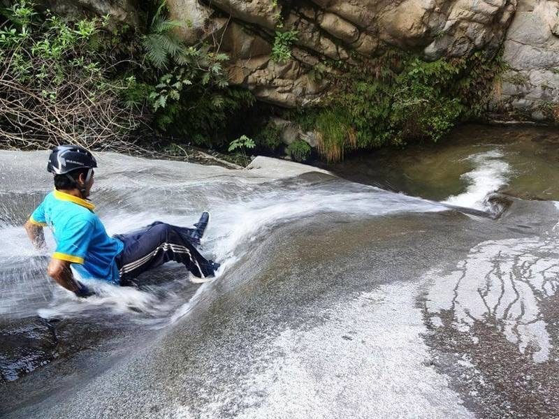 Puc-05 : Yarinococha and Pink Dolphins – Shipibo Conibo Connection