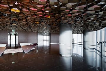 Private Dubai tour with Burj Khalifa & Atlantis Poseidons Cafe