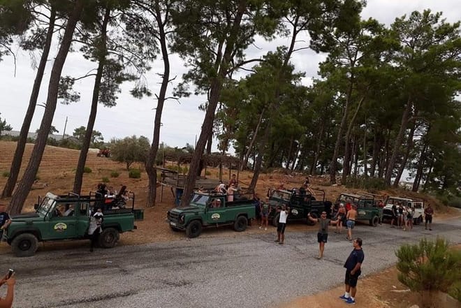 Side: Jeep Safari Adventure around Green Canyon w/Lunch 10