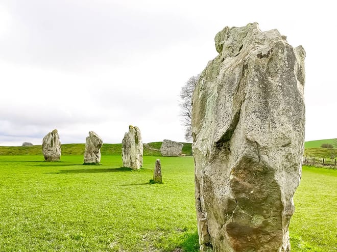 Stonehenge Special Access Guided Morning Tour from London photo 4