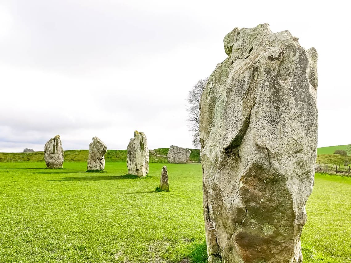 Stonehenge Special Access Guided Morning Tour from London 4