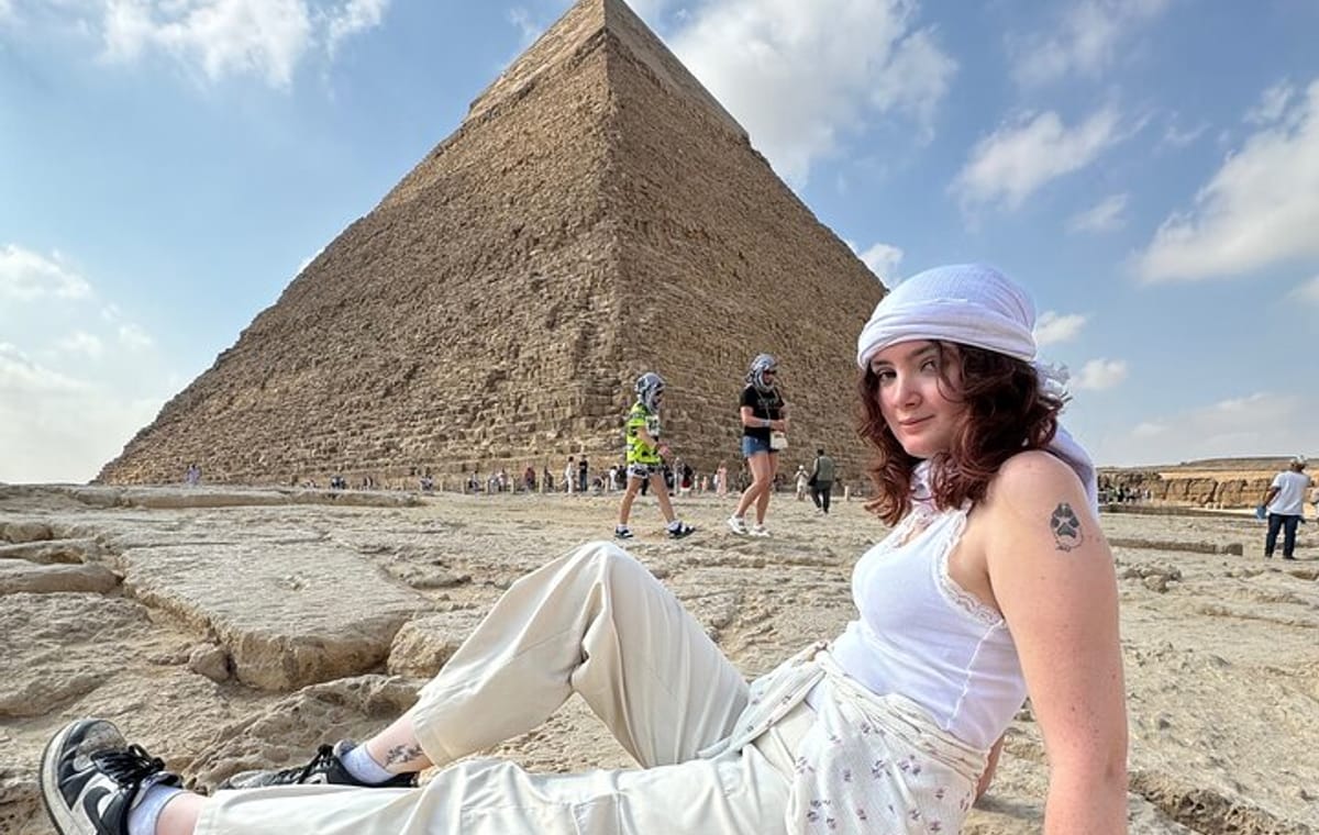 Private Day Giza pyramids Tour with Shopping and Lunch