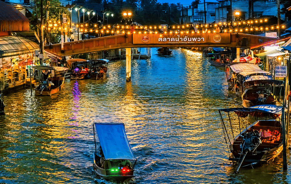 Private Day Tour of Amphawa Floating Market and Train Market