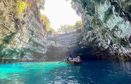 Melissani Lake and Myrtos Beach Tour from Argostolion