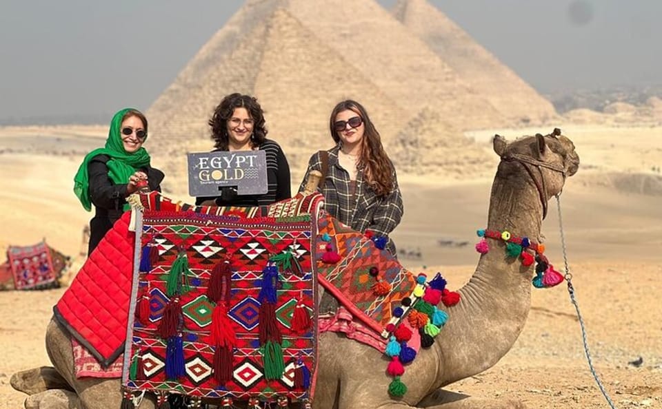 Cairo Pyramids, Sphinx & Egyptian Museum Day Trip from Hurghada
