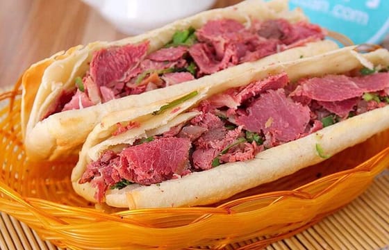 Beijing small group Morning Breakfast tour at local restaurants.