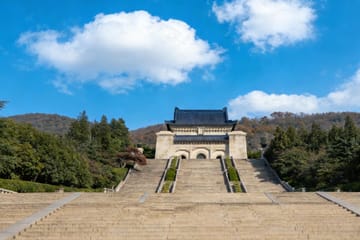 Nanjing One-Day Tour of Must-See Attractions with Custom Itinerary