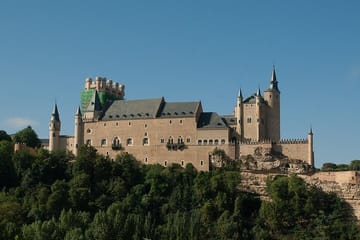 Segovia Guided Tour of Medieval Streets and Romanesque Sites