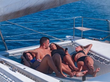 Catamaran Cruise with Meal and Drinks in Mykonos