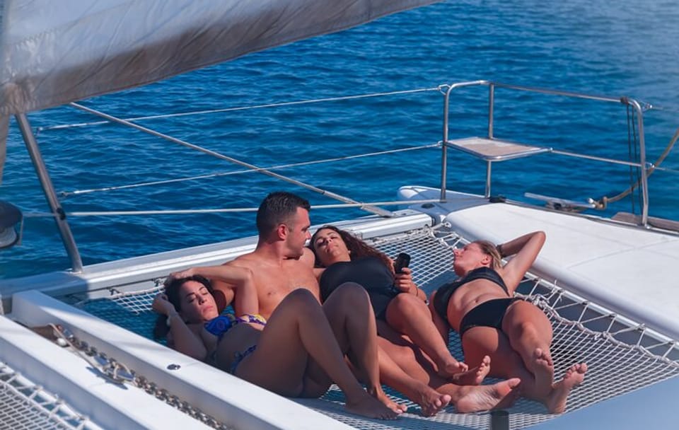 Catamaran Cruise with Meal and Drinks in Mykonos