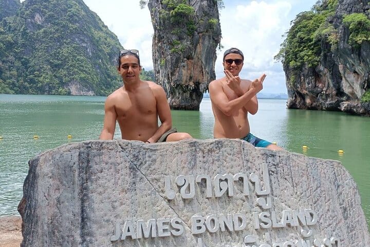 James Bond island rock