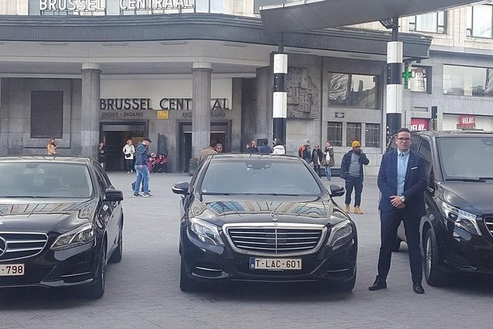 Private Transfer from Brussels to London By luxury car 3
