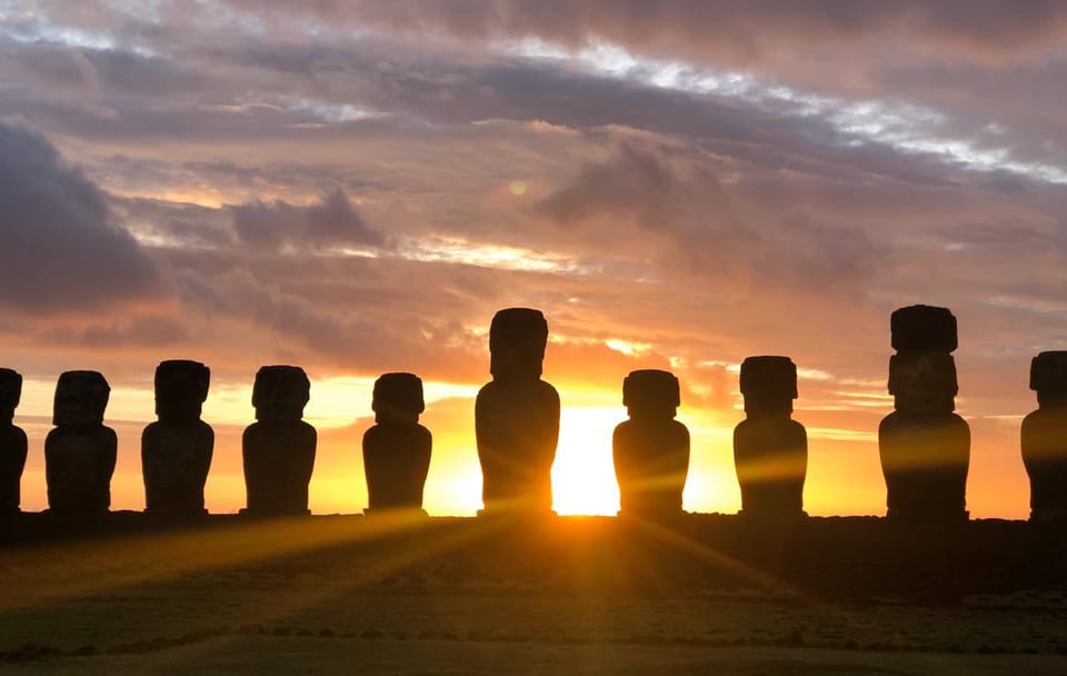 Easter Island Full-Day Tour of Moai Statues and Cultural Sites