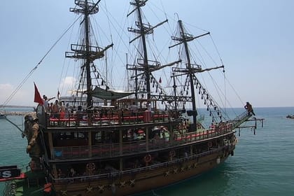 Alanya Catamaran Boat Tour with Lunch, Soft Drinks & Transfer