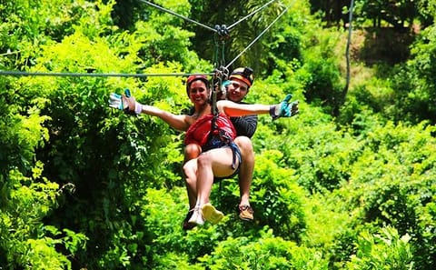 Roatan Eco Adventure: Zipline, Wildlife Park, and Snorkeling