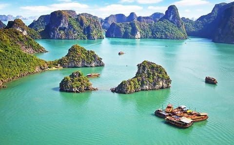 5-Day Sapa and Halong Bay Adventure from Hanoi