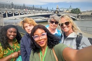 Half Day Paris Cruise & Walking Tours: Eiffel, Louvre, Notre-Dame
