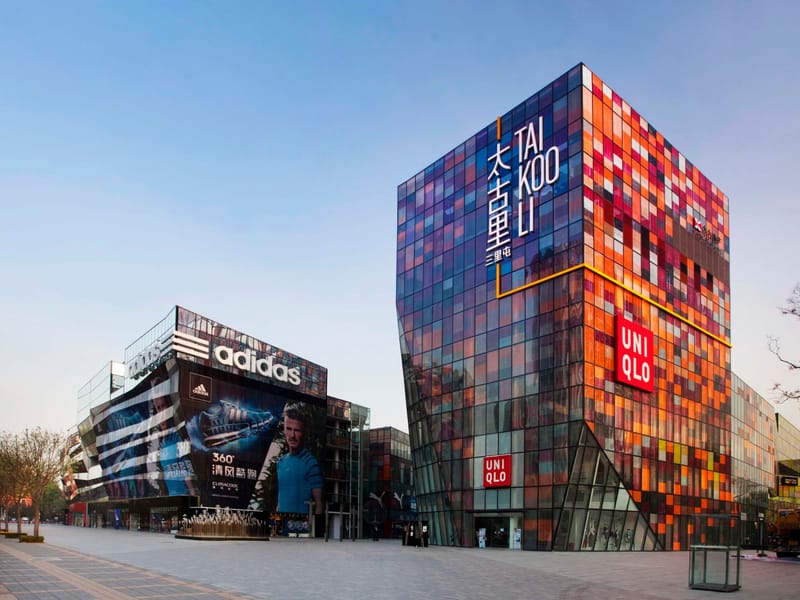 3-Hour Trendy Foodie Tour in Beijing Sanlitun