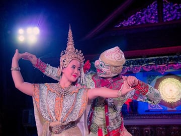 Chiang Mai Traditional Khan Toke Meal & Cultural Performance