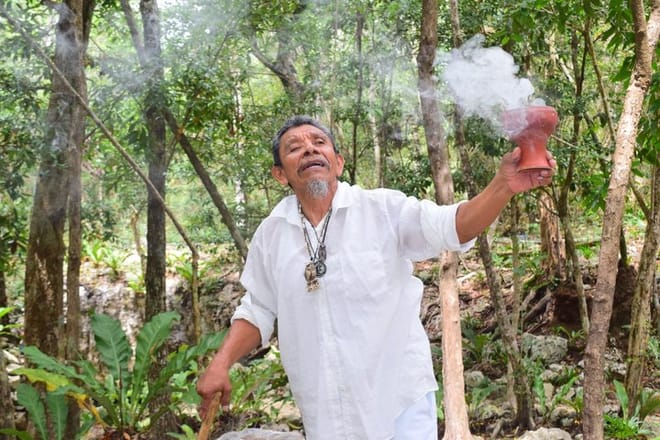 Aventura en cenote Yaxmuul Ceremonia y rapel del chamán maya