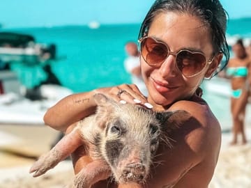 Exuma Private Tour: Iguanas, Sharks, and Swimming Pigs