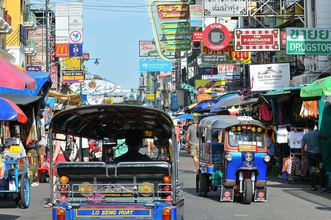 Bangkok: Old Town & Temples Exploration Game 6