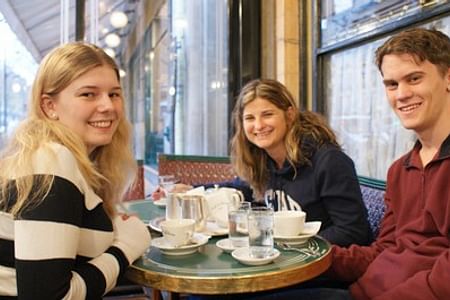 Conversation In French & Coffee at Cafe De Flore