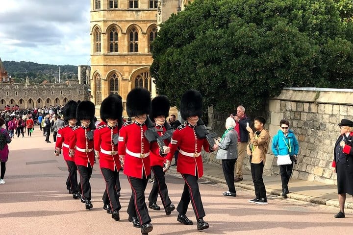 8 Day London Junior Kings and Queens Private English Course 9