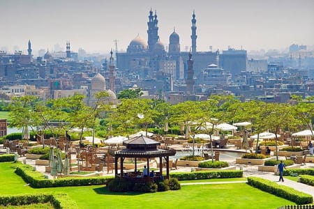Tour to El Moez St. and Al Azhar Park with Dinner